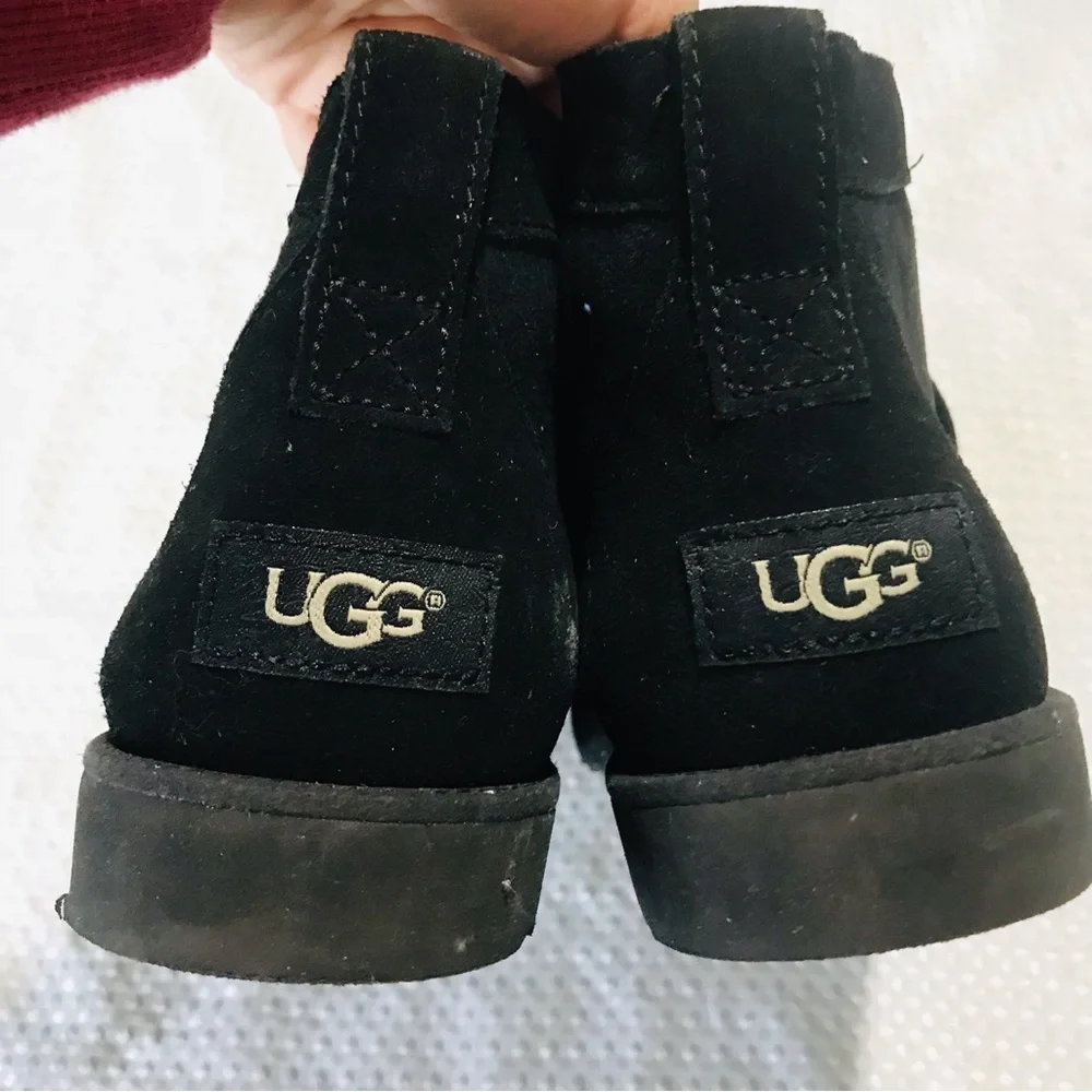 UGG Women’s Bethany Lace Up Sheepskin Booties‎ 1012532- Black Suede